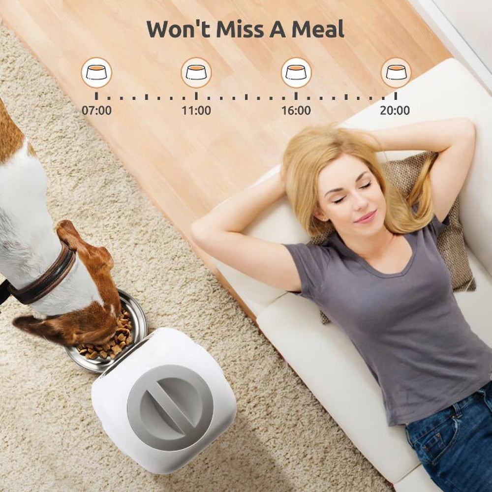 Smartphone Controlled Pet Feeder for Cats and Dogs with Voice Recorder and Large Capacity Timing Food Dispenser